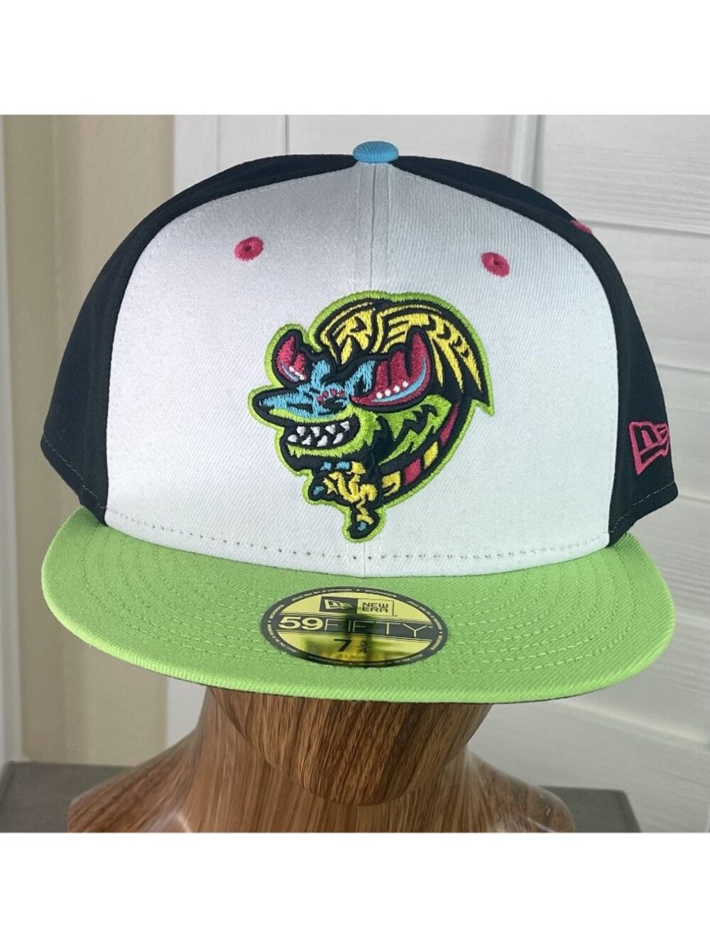 New Era 59Fifty MiLB Modesto Nuts ‘Alebrijes’ White/Green Fitted Hat 7 3/4 - NWT